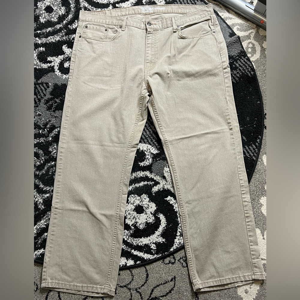 Levi’s 5 pocket denim pants